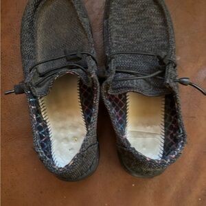 Boys Hey Dude Wendy Sox black size 6m